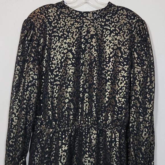 Cupcakes And Cashmere Jola Metallic Print Dress - Picture 2 of 11